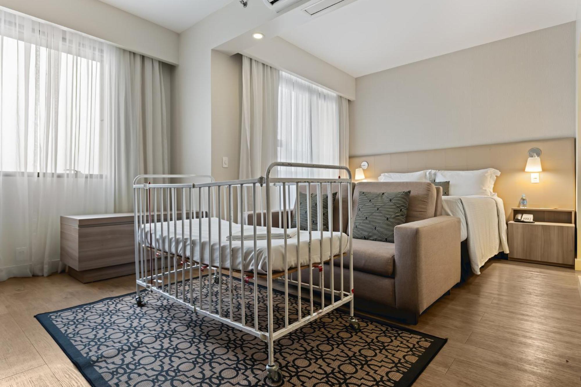 Hotel Staybridge By Ihg 4*