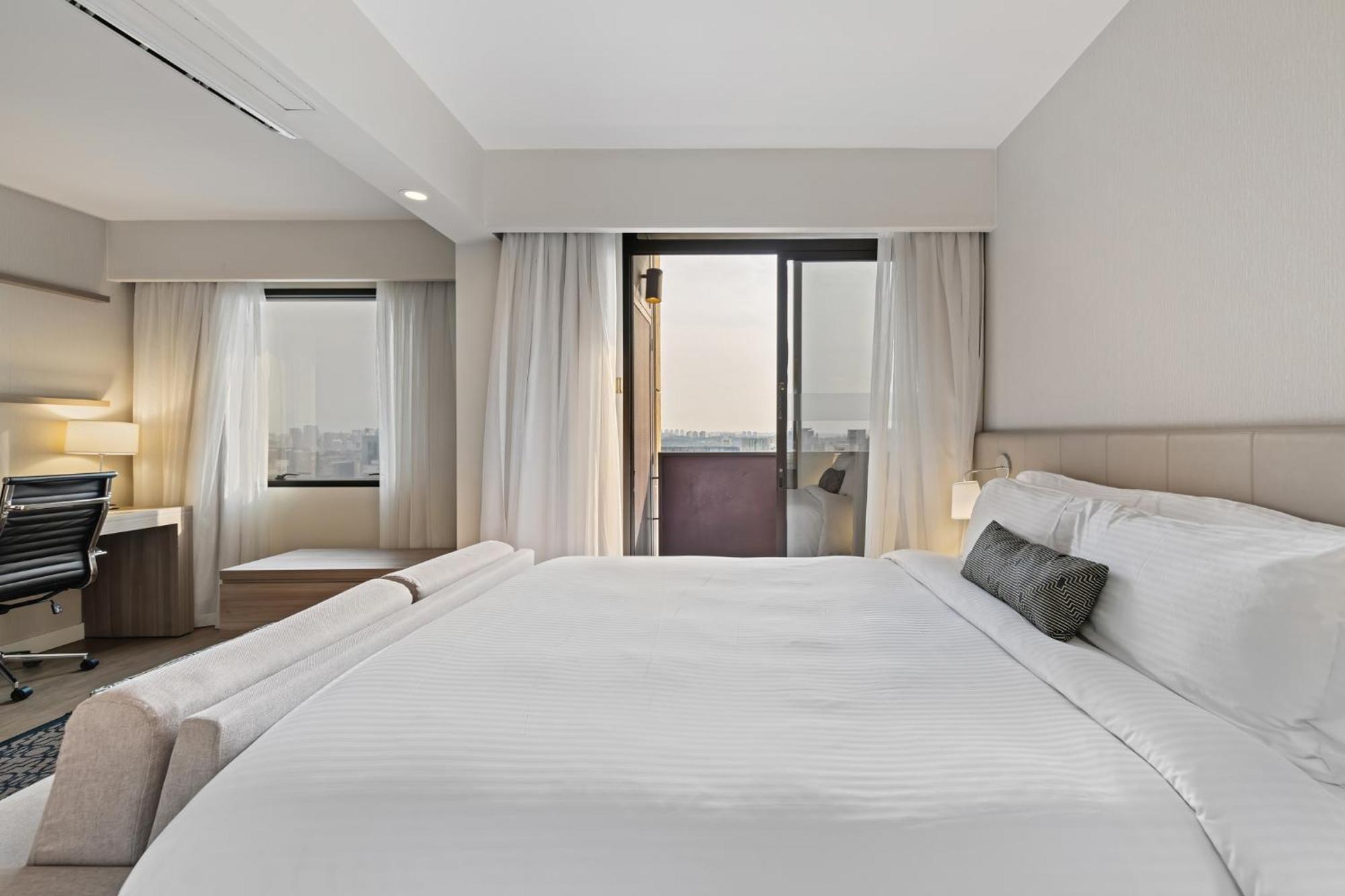 Staybridge By Ihg 4*