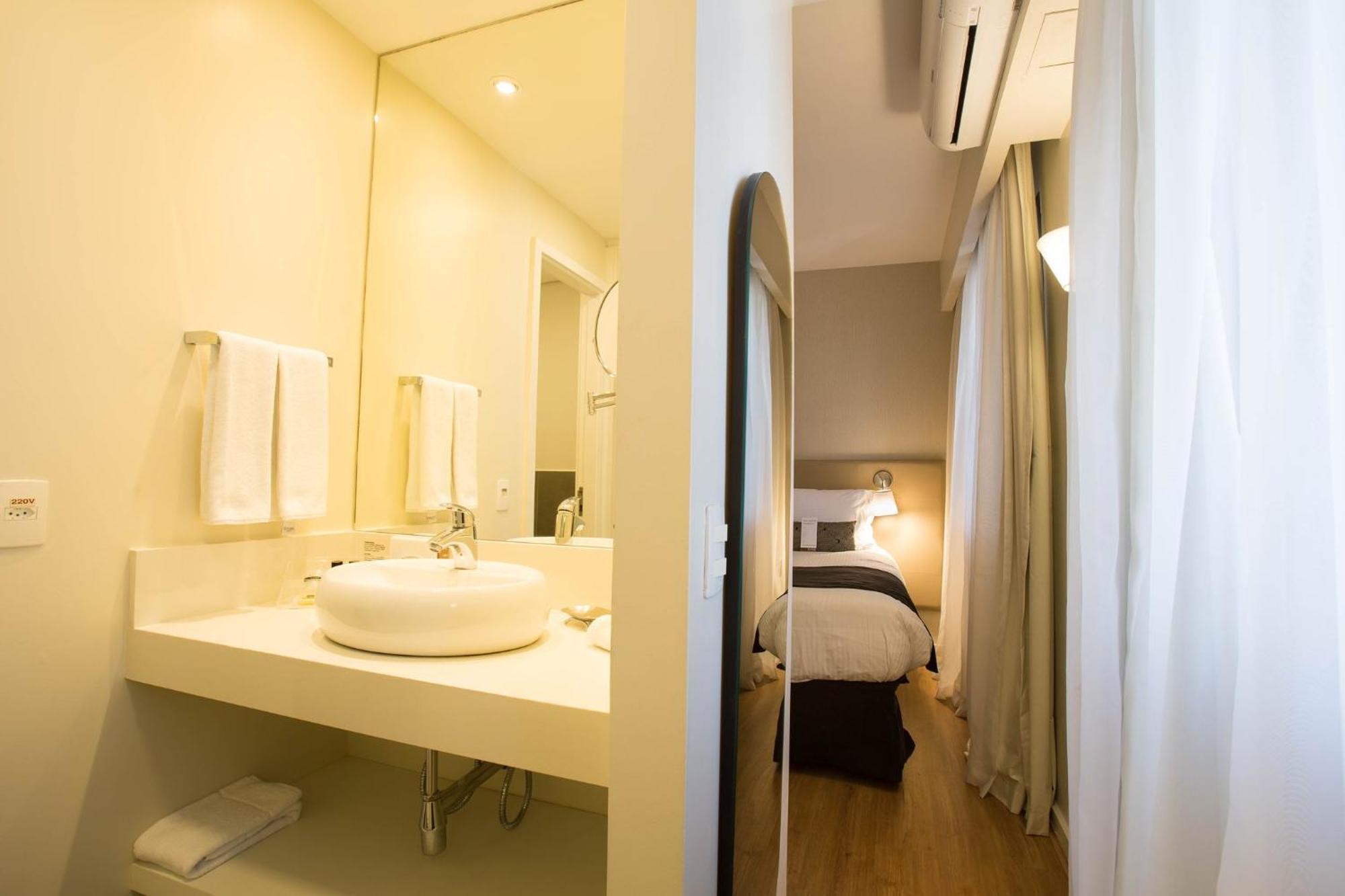 Staybridge By Ihg Hotel